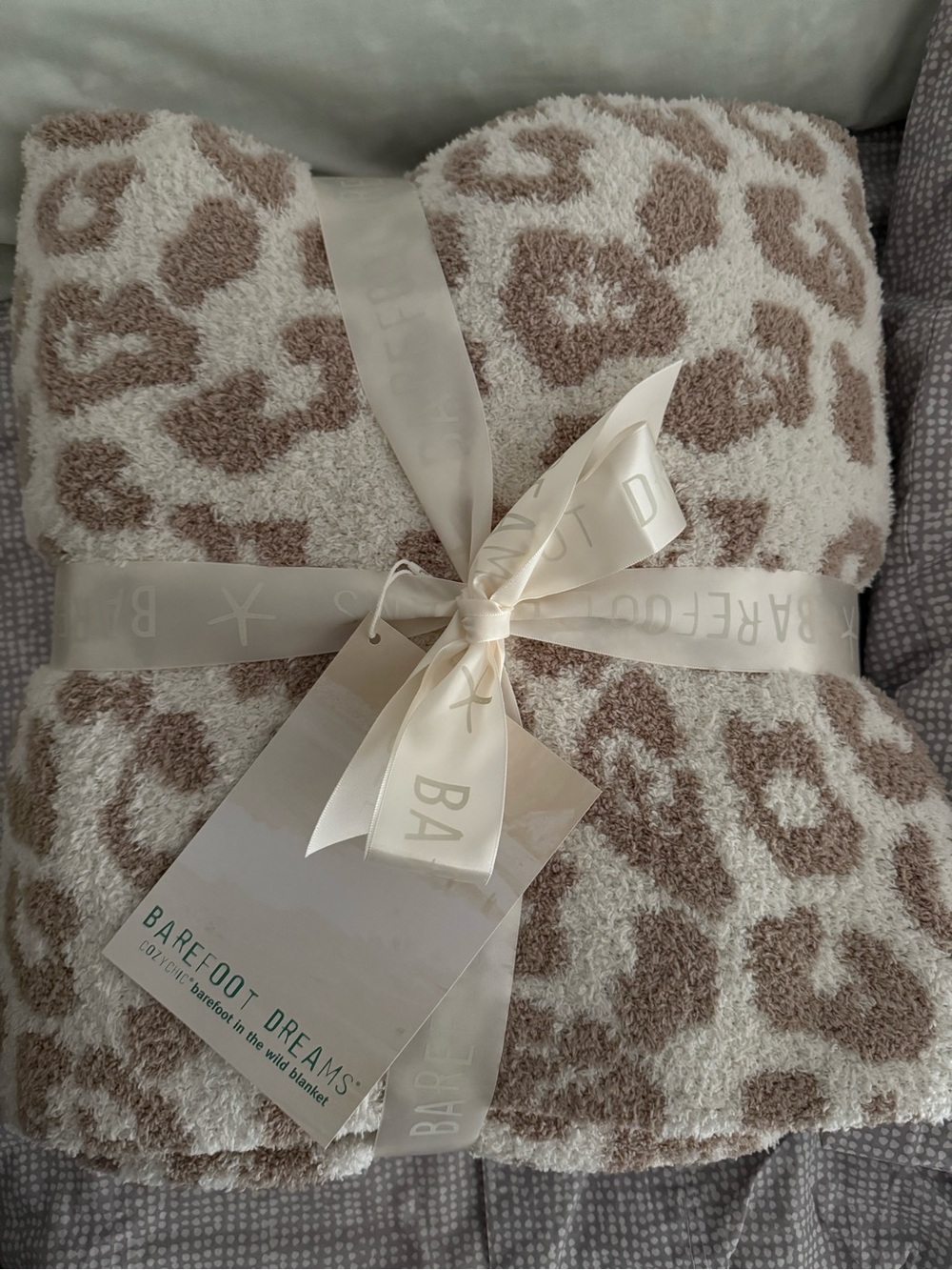 Barefoot Dreams Leopard Print Cozy Throw Blanket in Cream and Taupe